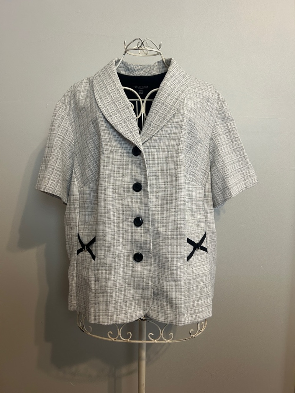 Perceptions Woman Short-Sleeve Jacket in Light Gray with Black Trim